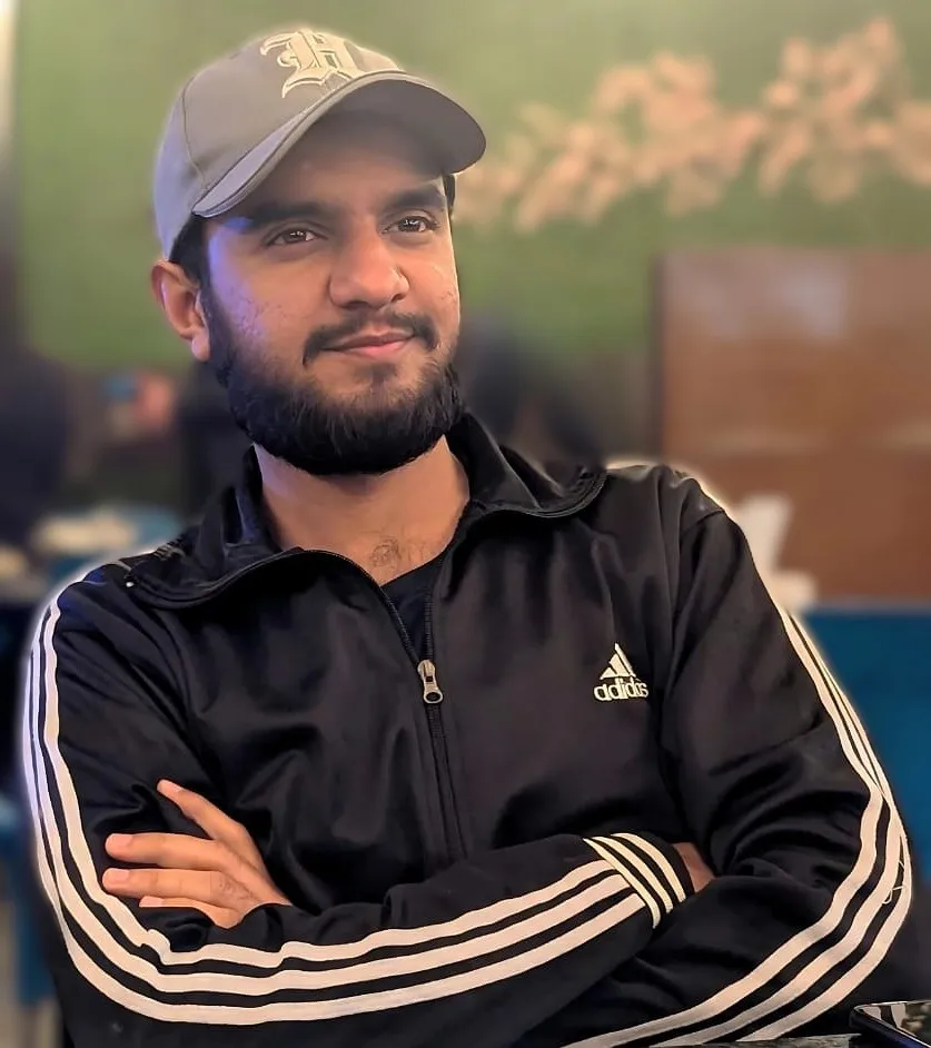 Muhammad Zeeshan Ejaz, Web Consultant